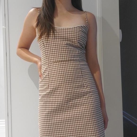 Urban Outfitters Brown Gingham Dress - Picture 2 of 3